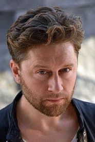 Adrian Topol as Alexander jung