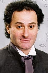 Semyon Strugachyov as Лева Соловейчик