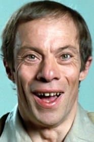 Jean Saudray as le sacristain