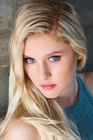 Reza Leal-Smartt as Anna at 17