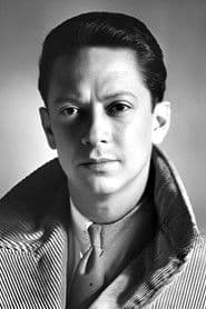 Claude Nicot as Victor