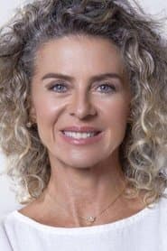 Margarita Rosa de Francisco as Lucia