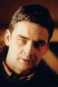 Robert Gonera as Stefan 'Facet'