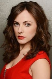 Georgina Reilly as Caroline