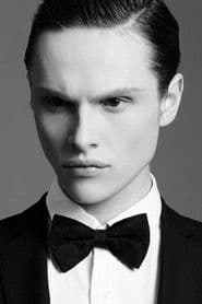 Alexandre Wetter as Alex