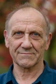 Karl Kranzkowski as Wolfgang Schulte