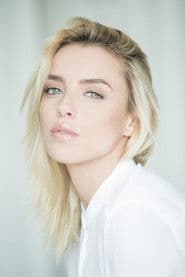 Marcela Guirado as Cassandra