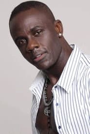 Sérgio Menezes as Henry