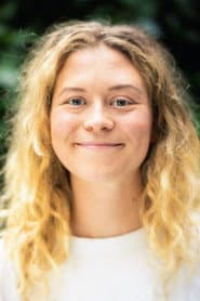 Oda Djuplasti as Camilla