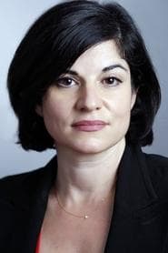 Lynn Adrianna as Belle