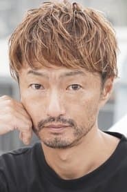 Shinji Kawada as Staff (voice)