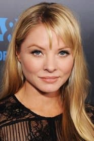 Kaitlin Doubleday as Amanda