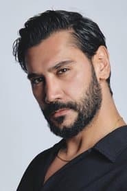 Uğur Güneş as Emrah