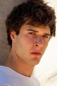 Emanuele Linfatti as Massimiliano Primic