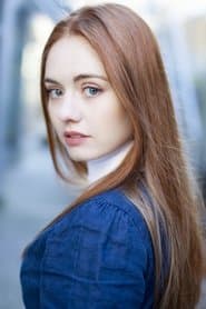 Brenna Llewellyn as Savannah