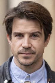 Henrik Lundström as Basse