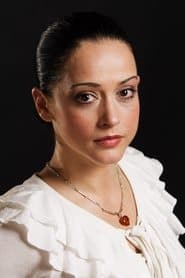 Ilinca Goia as Marta