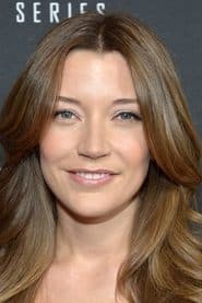 Sarah Roemer as Scarlett Dowling