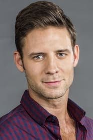 Steve Lund as Ean Callaghan