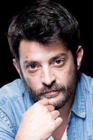 Pablo Rago as Ricardo