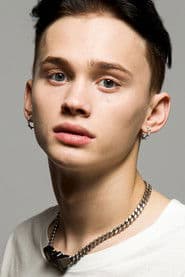 Danila Milokhin as Tikfin / Hamsetrfin / Motyafin (voice)