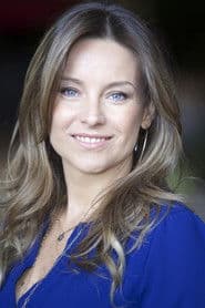 Dominika Paleta as Bea