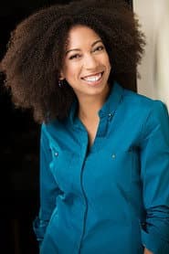 Keisha Haines as Izzy