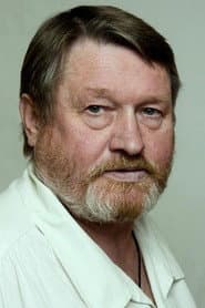 Aleksandr Zavyalov as слесарь