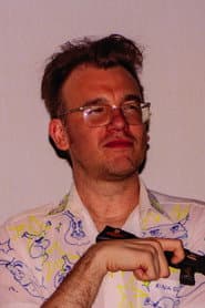 Ariel Sotomayor as Asistente Greta