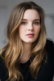 Camille Felton as Aurélie (9 ans)