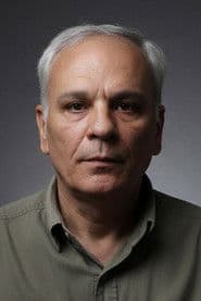 George Hashemzadeh as Salar