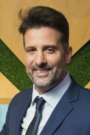 José María Listorti as Matías