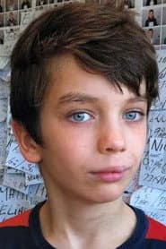 Sofus Rønnov as Noa