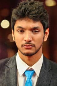 Gautham Ram Karthik as Hari