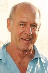 Geoffrey Lewis as Gus