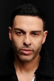 Jayce Barreiro as Carlos