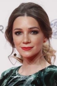 Micaela Breque as Carina