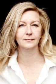 Amparo Fernández as Mujer Bridge 1