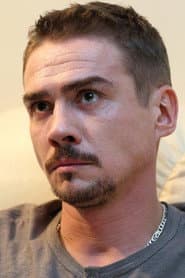 Denis Nikiforov as Kostya