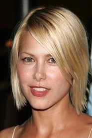 Nicole Vicius as Melanie