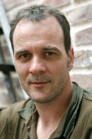 Gérard Watkins as Le fils du maire