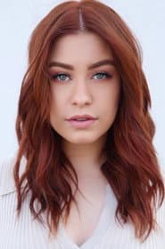 Dana Mackin as Molly Oaks