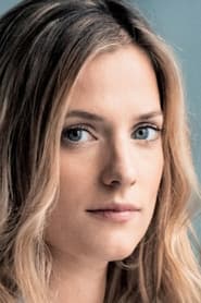 Marie Burchard as Mira