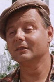 Bertel Lauring as Louis