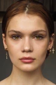 Aminthe Audiard as Prune Guilby