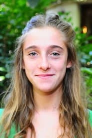 Nuria Fló as Leticia