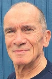 Erik Holmey as William