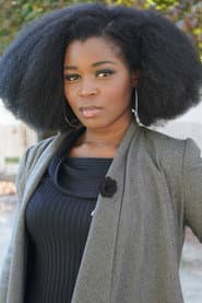 Aline Belibi as Perla