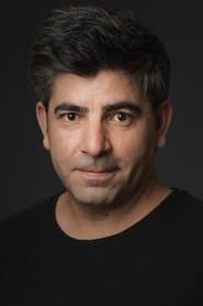 Mehmet Selim Akgul as Cemil