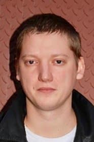 Pavel Vorozhtsov as Petya